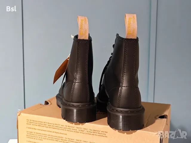 Дамски ботуши Dr Martens 1460 Vegan, снимка 3 - Дамски ботуши - 50314118