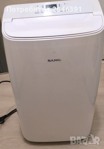 Мобилен климатик  SANG топли и охлажда. Без драскотина в гаранция до юни. Коментари на лично.