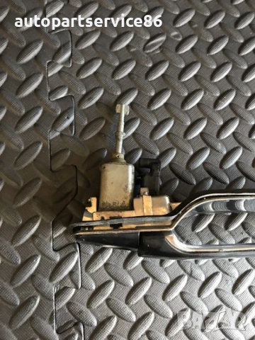 Външна дръжка за предна лява врата за Mercedes S Class W140 (1991-1997) , снимка 3 - Части - 53961101