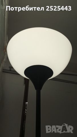 Висока Лампа Ikea, снимка 1 - Настолни лампи - 46368909