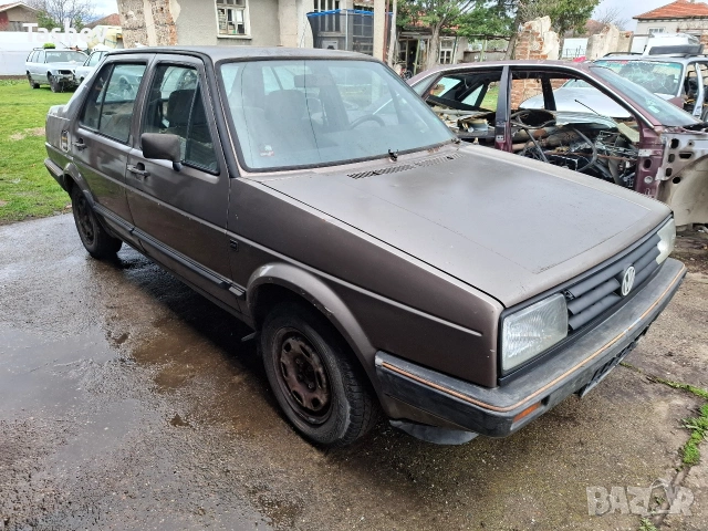 VW Jetta mk2 1.6 бензин на части , снимка 2 - Автомобили и джипове - 54092407