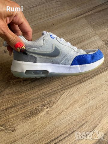 Оригинални детски маратонки Nike Air Max Motif! 28,5 н, снимка 5 - Детски маратонки - 45225781