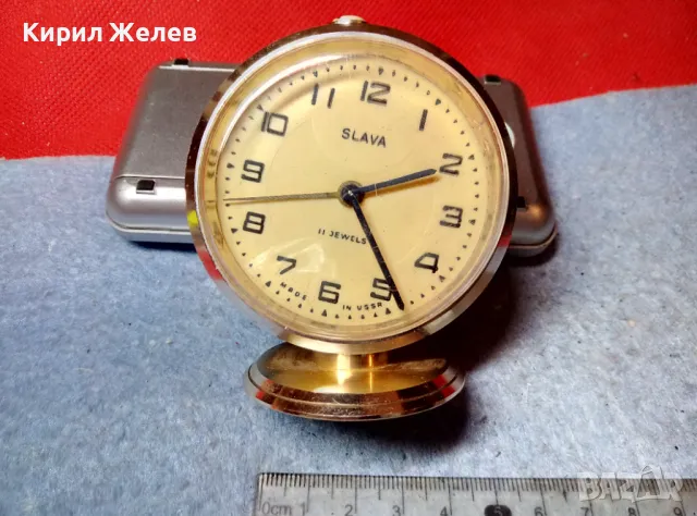 SLAVA 11 JEWELS MADE in USSR Стар КОЛЕКЦИОНЕРСКИ РУСКИ МЕХАНИЧЕН БУДИЛНИК СЛАВА 47774, снимка 1 - Антикварни и старинни предмети - 47656584