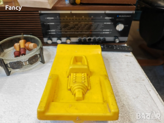 Стара формула 1 пластмасова , снимка 8 - Други ценни предмети - 51827493