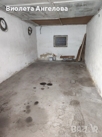 Продава се ГАРАЖ