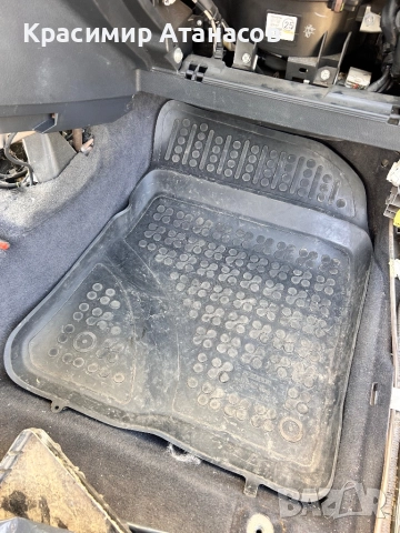 Гумени стелки за Тойота корола версо. 2004-2008г, снимка 6 - Аксесоари и консумативи - 52406094