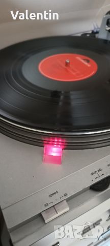 Technics SL D2 , снимка 1 - Грамофони - 45570470