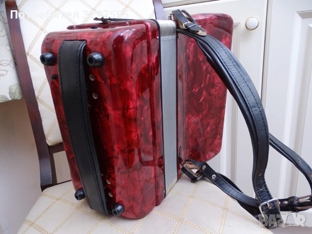 Нов акордеон Велтмайстер Каприс 40 баса, снимка 11 - Акордеони - 53702934