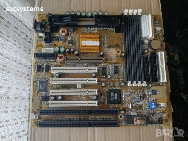 Дънна платка Gigabyte GA-6VA REV 3.0 Slot1 +RAM, снимка 6 - Дънни платки - 46722725