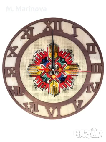 Часовник с ръчна бродерия , снимка 1