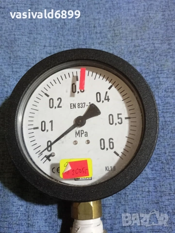 Манометър със спирателен кран комплект , снимка 2 - Други машини и части - 53650585