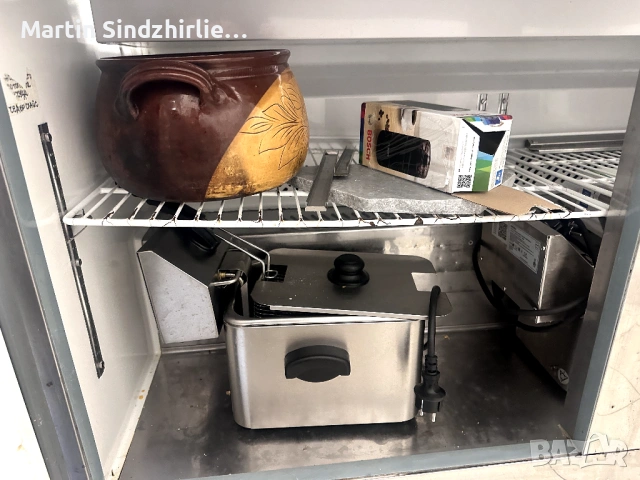 Професионален хладилен плот с витрина POLAR – 2 врати, гастронорми, снимка 4 - Обзавеждане на кухня - 54097144