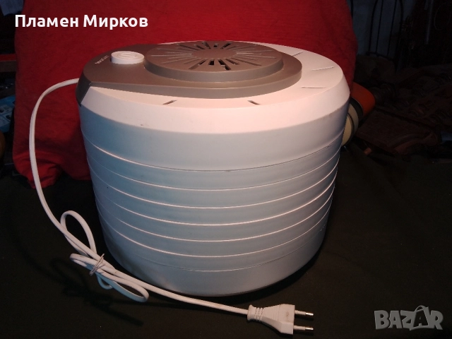 Електрическа сушилка за плодове