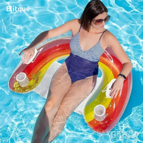 Надуваем матрак дъга 115x70 см с поставки за чаши – стилен и удобен за басейн и летен релакс