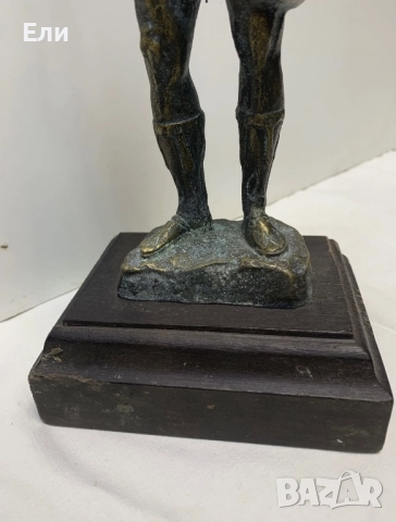 Бронзова статуетка на младеж, снимка 7 - Статуетки - 52567209