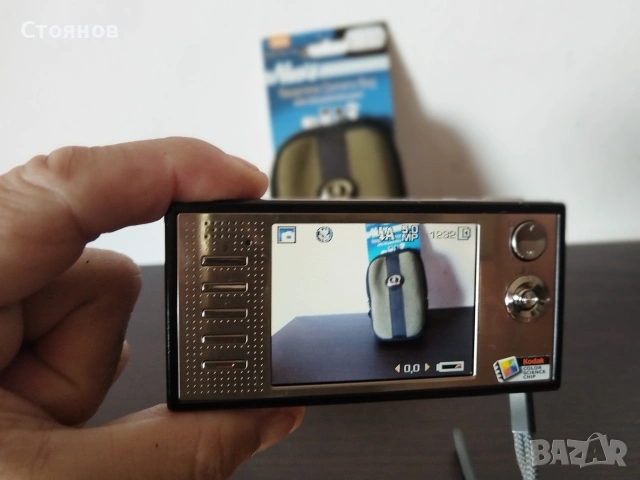 Камера Kodak EasyShare V570 Dual Lens 5MP 5x Optical Zoom
, снимка 6 - Фотоапарати - 27204674