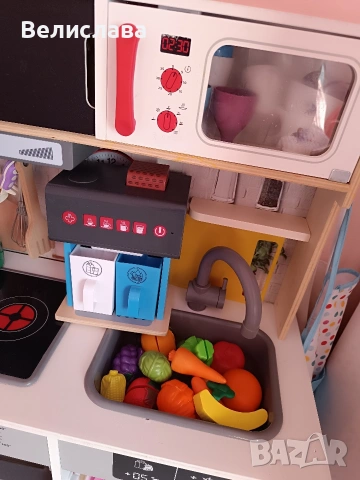 Детска дървена кухня, снимка 6 - Играчки за стая - 53657040