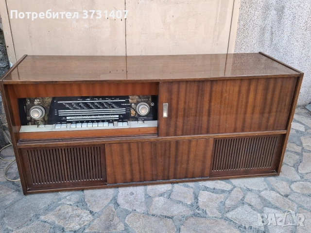 Музикален шкаф Хармония 20 