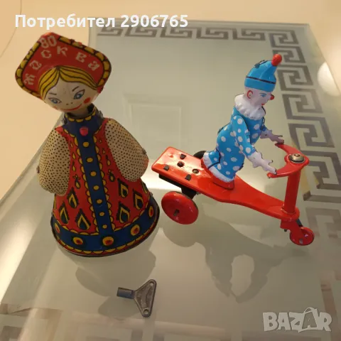 Стара механична ламаринена играчка с ключ работеща, снимка 1 - Колекции - 48144356