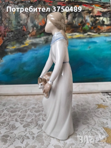 порцеланова фигурка на момиче с кученце, снимка 2 - Колекции - 53457210