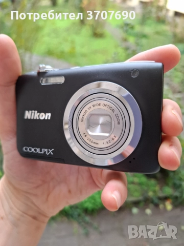 Компактен дигитален фотоапарат Nikon Coolpix A100 