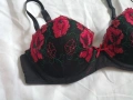 75B кокетен сутиен с бродерии цветя марка HEMA, снимка 2