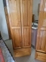 Продават се 2 броя чамови гардероби, снимка 2