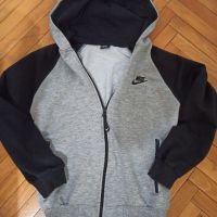 Детски суичър Nike , снимка 1 - Детски анцузи и суичери - 45752401