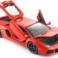 1:18 Метални колички: Lamborghini Aventador Coupe LP700-4 - Bburago Diamond, снимка 2 - Колекции - 45203235