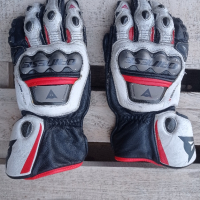 Dainese Full Metal 6 Gloves White/Red, снимка 2 - Аксесоари и консумативи - 44954101