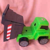 Dickie Toys Камион, самосвал , снимка 4 - Коли, камиони, мотори, писти - 45647761