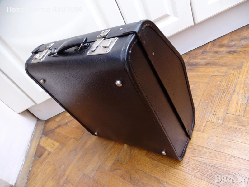 Много запазен куфар за акордеон, снимка 1