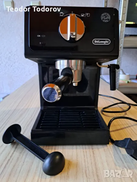 Продавам кафемашина Еспресо DeLonghi ECP 31.21, В Гаранция 1 година, снимка 1