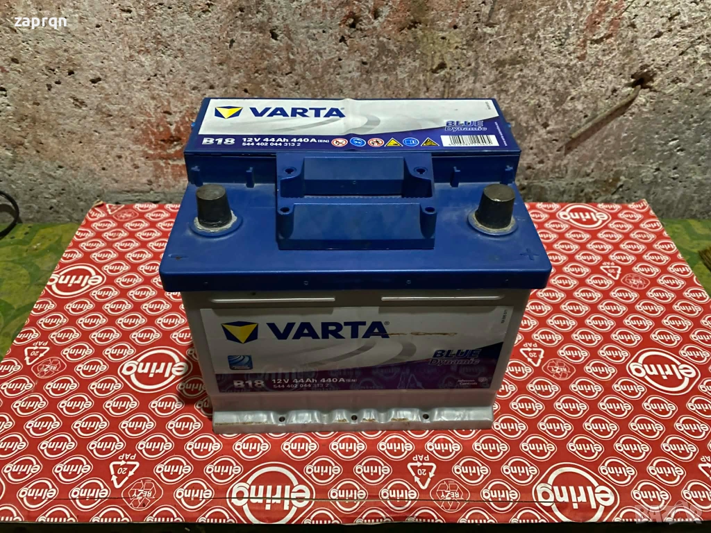Акумулатор Варта/Varta 44 амп/ч 440 А, снимка 1