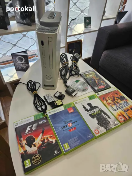 XBOX 360 + игри и кабели , снимка 1