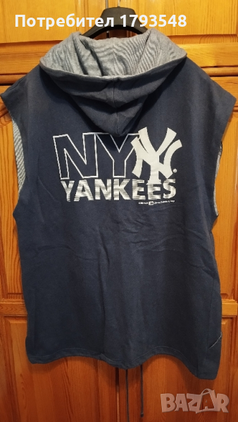 Спортен суичър без ръкави,с качулка, оригинален на New York Yankee's , снимка 1