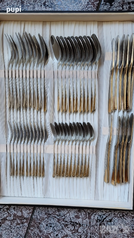 Нов комплект позлатени прибори за хранене по 12бр , снимка 1