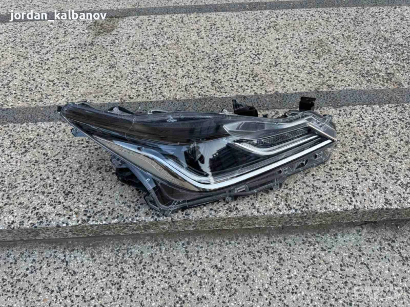 Десен Фул лед Full Led фар за Тойота Корола Toyota Corolla E21 само за 800лв. 81110-02T51-00, снимка 1