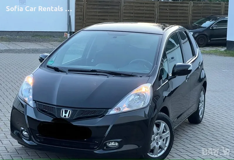 Rent a car / Коли под наем Терминал 1, снимка 1