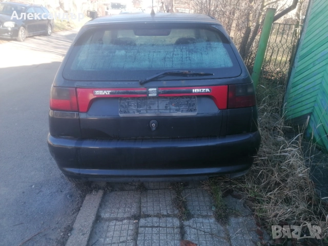 Продавам Сеат Ибиза, снимка 3 - Автомобили и джипове - 52849861