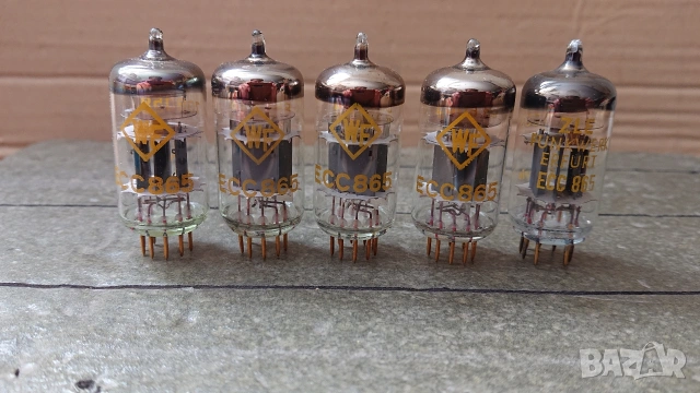 Радиолампи WF, FUNKWERK ERFURT ECC865. 