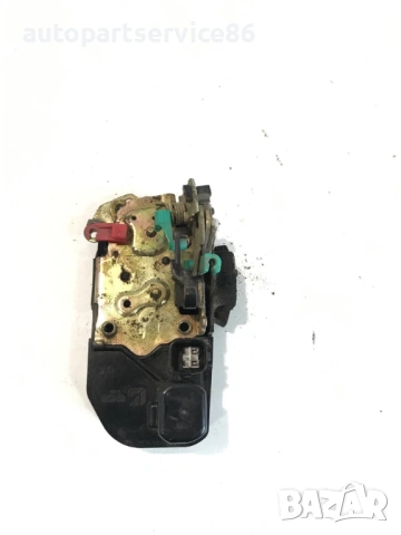 Механизъм за заключване на задна лява врата за Jeep Cherokee (2002-2008), снимка 2 - Части - 53571304