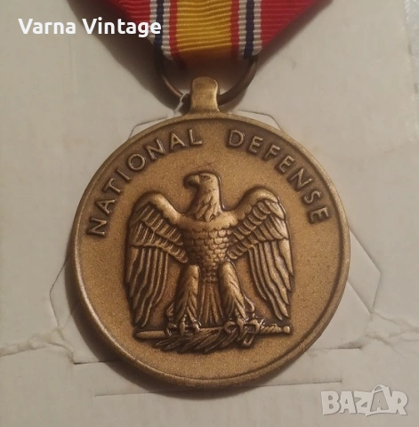 Медал NATIONAL DEFENSE („За служба в националната отбрана“) САЩ., снимка 2 - Антикварни и старинни предмети - 53815332