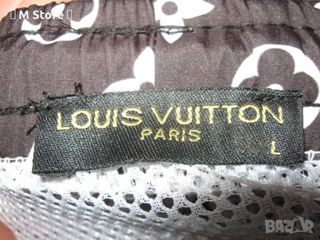 Louis Vuitton Supreme дамски къси панталони L размер, снимка 3 - Къси панталони и бермуди - 44518845