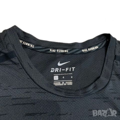 Оригинална мъжка тениска Nike | L размер, снимка 3 - Тениски - 46293062