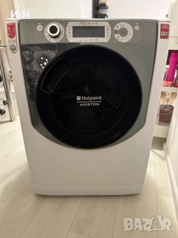 Пералня със сушилня Hotpoint Ariston Aqualtis (9/7 кг) – за части / ремонт