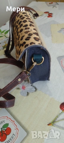 Дамска чанта естествена кожа, снимка 10 - Чанти - 53582449
