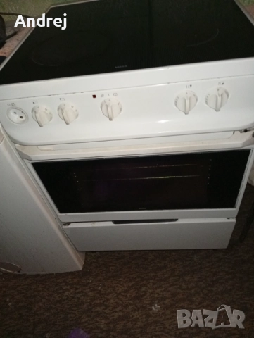 Електрическа готварска печка , снимка 2 - Печки, фурни - 52502668