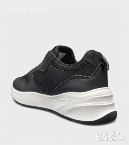 Дамски маратонки с в черен цвят с бяла подметка W014233 black, снимка 3 - Маратонки - 53709848