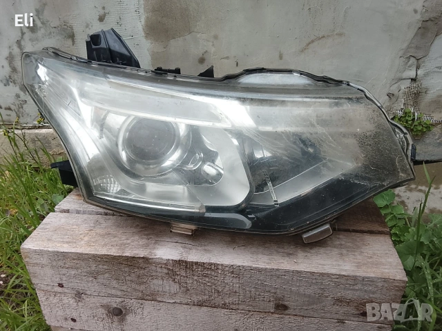 Десен фар за Mitsubishi Outlander   2013г.